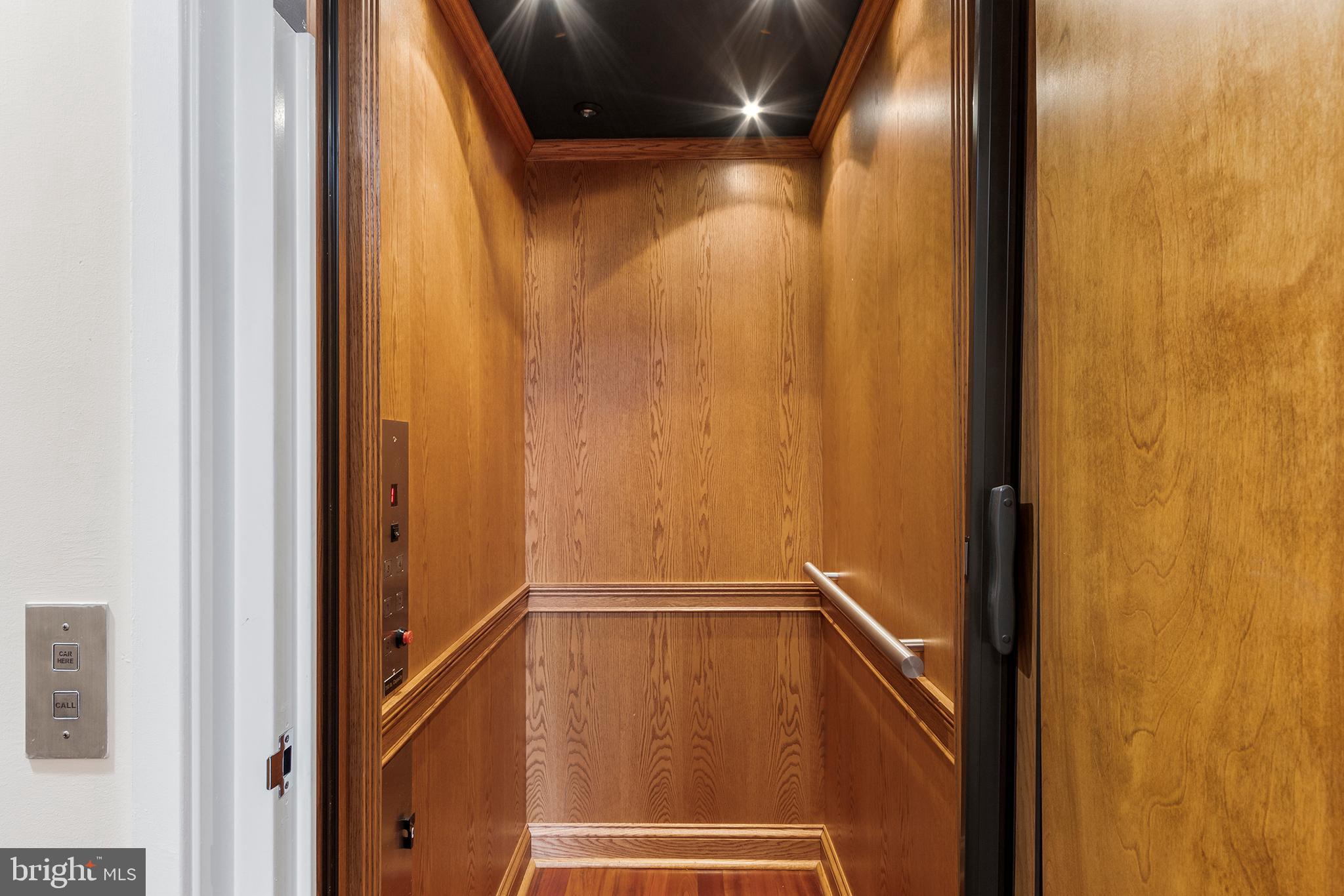 WASHINGTON SQ WEST - Residential