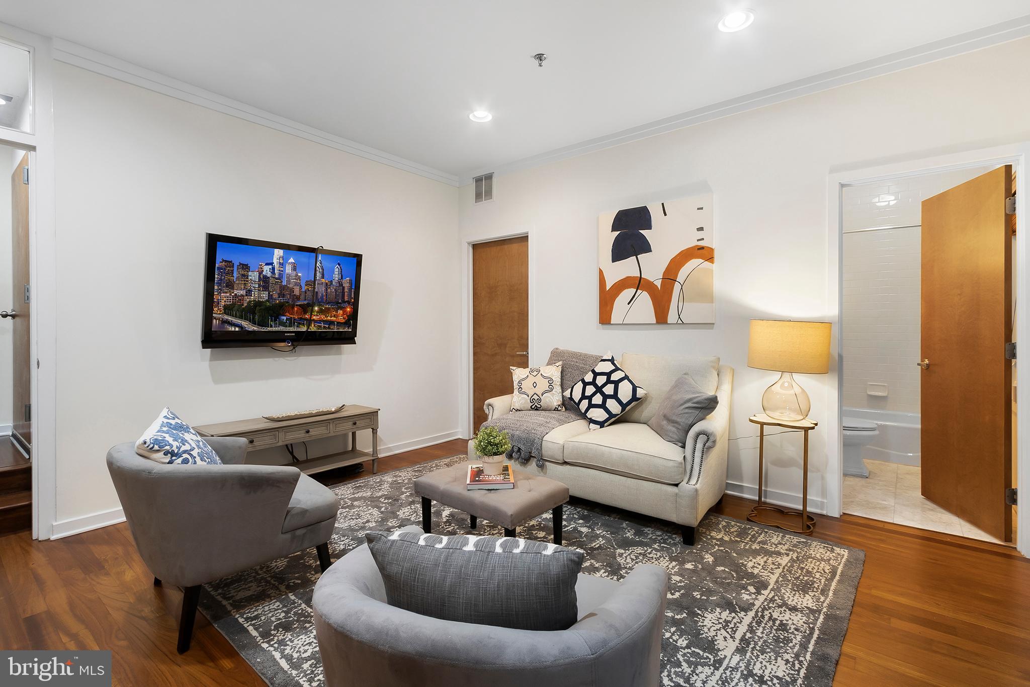 WASHINGTON SQ WEST - Residential