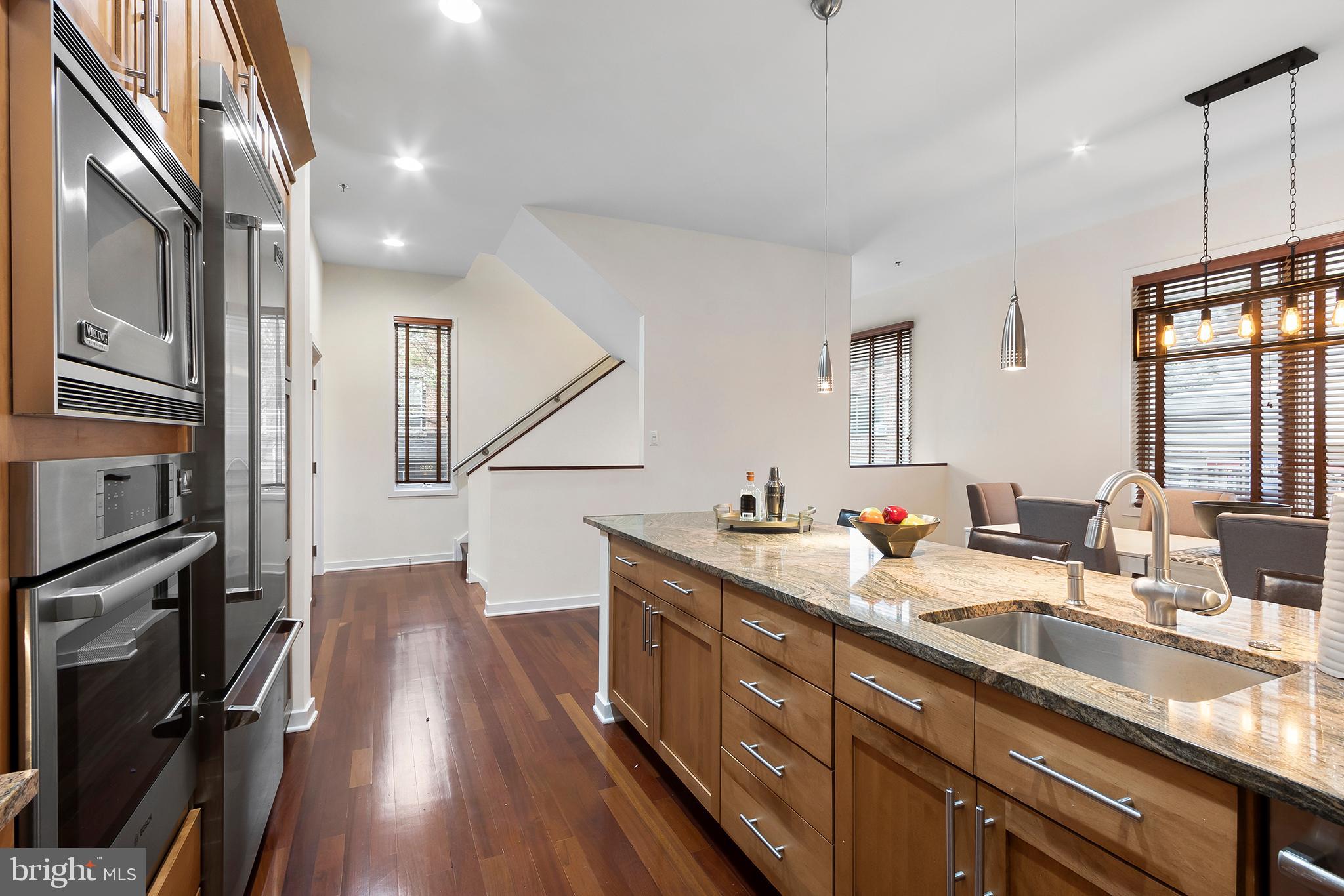 WASHINGTON SQ WEST - Residential