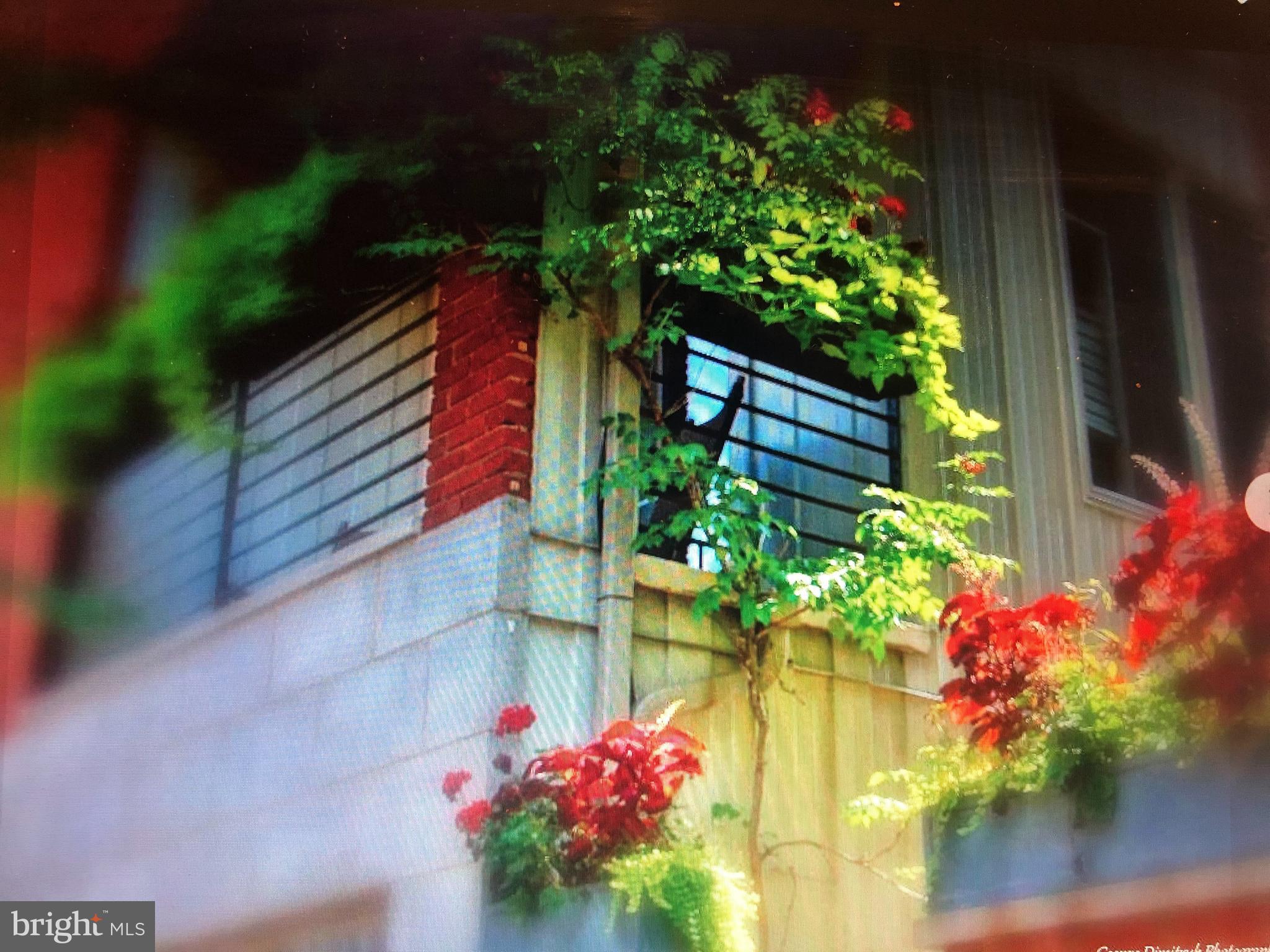 WASHINGTON SQ WEST - Residential