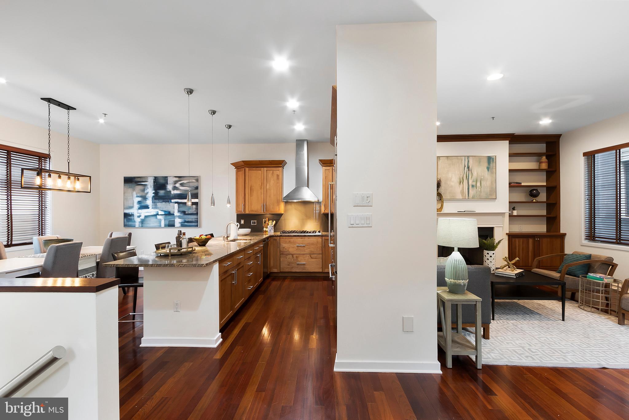 WASHINGTON SQ WEST - Residential