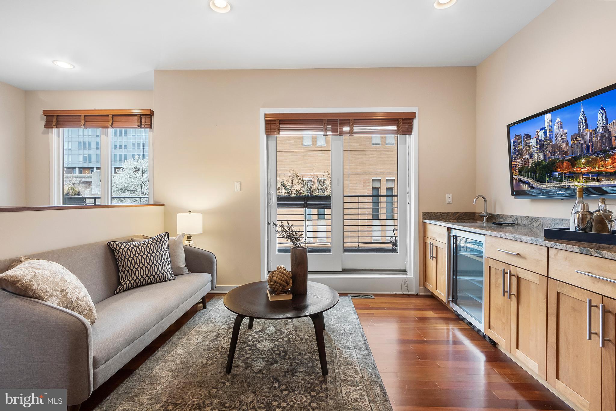 WASHINGTON SQ WEST - Residential