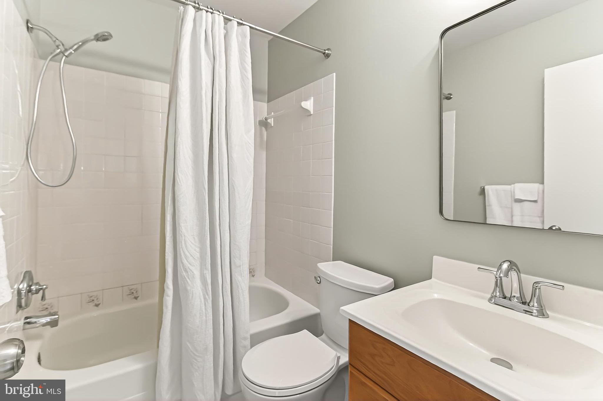 BLAKEVIEW - Residential