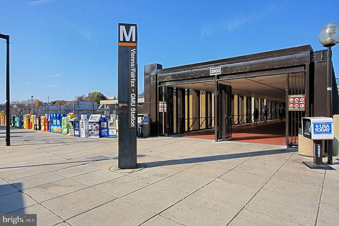 BLAKEVIEW - Residential