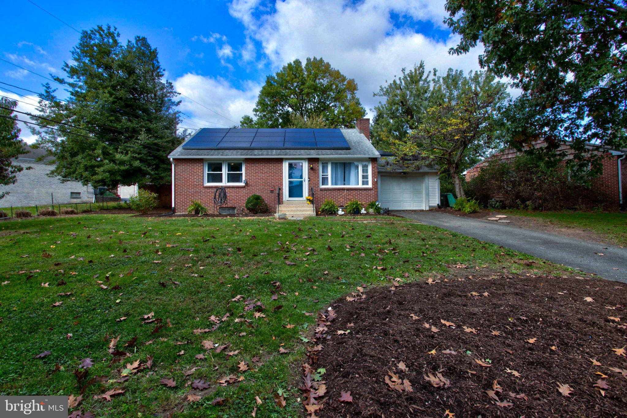 30 PEACOCK DRIVE