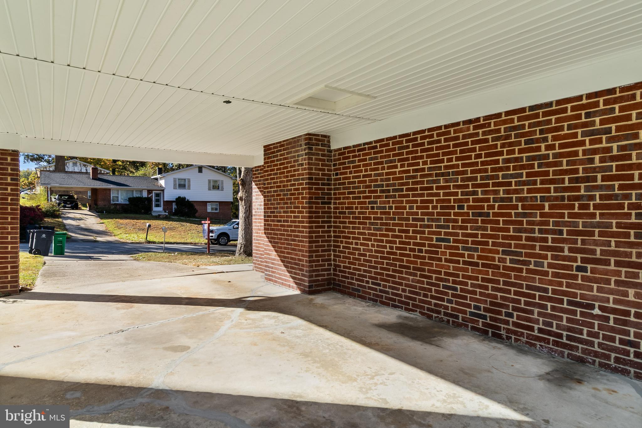 PINEHURST ESTATES - Residential