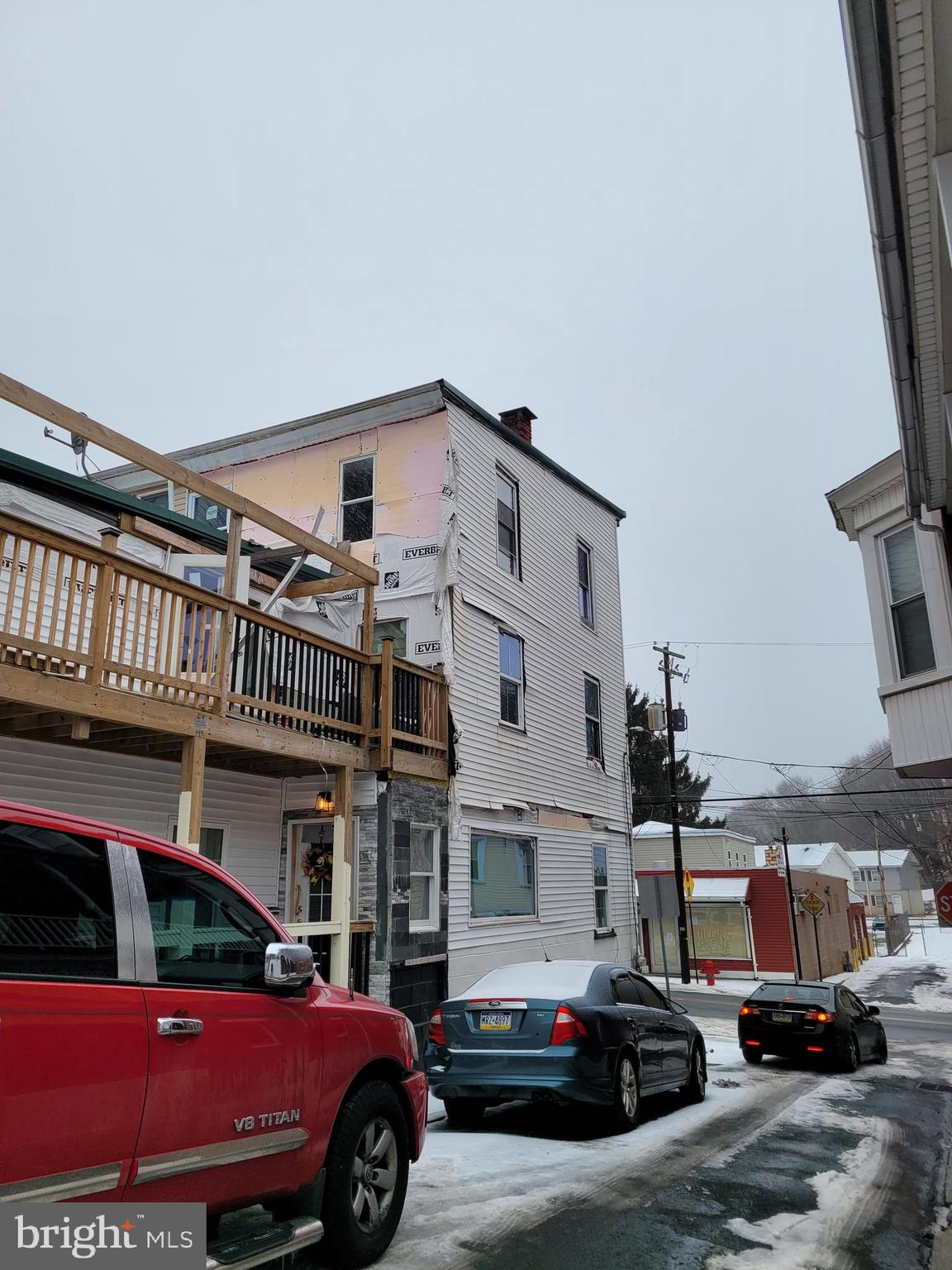 1101 W MARKET STREET