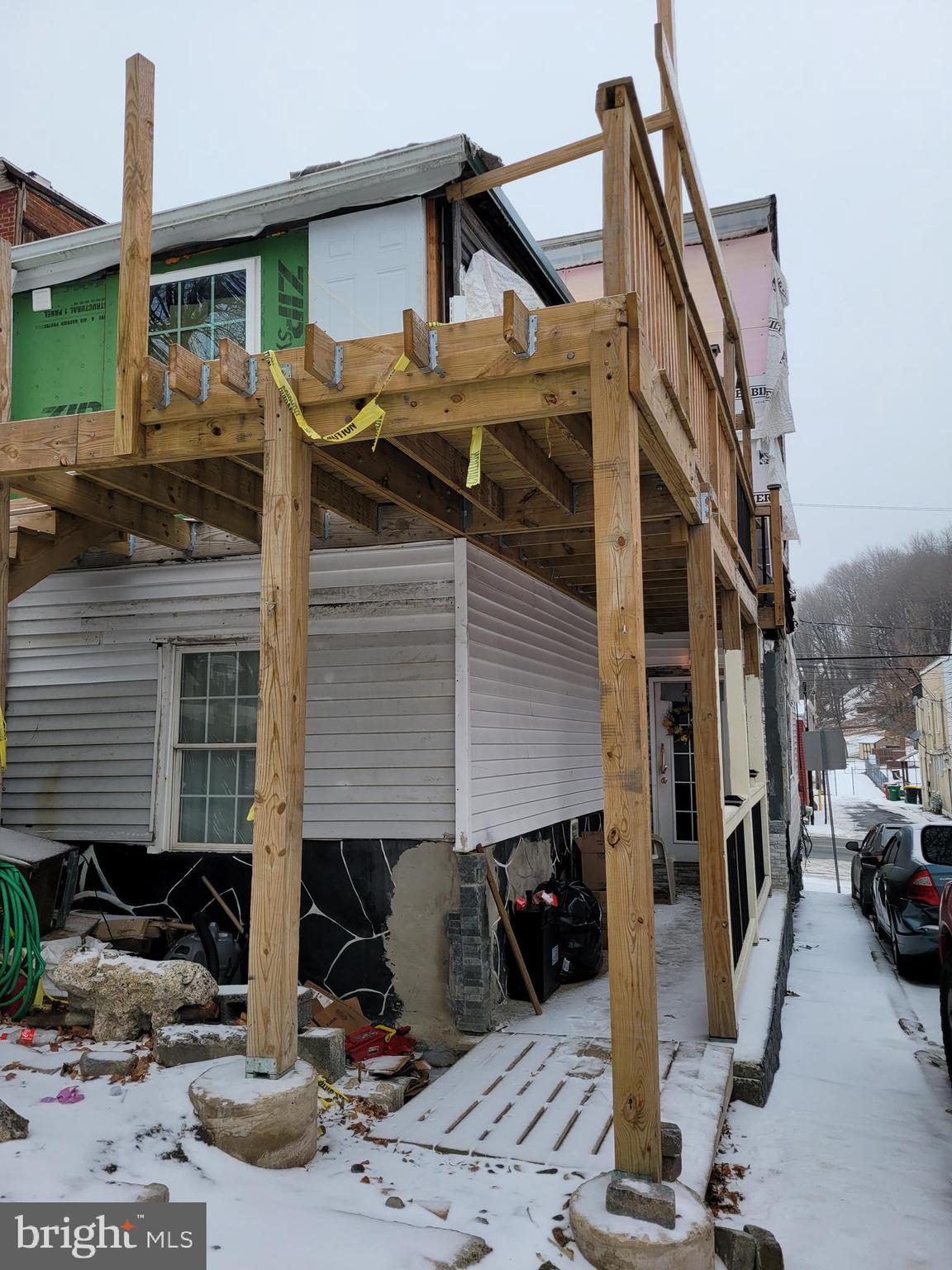 1101 W MARKET STREET