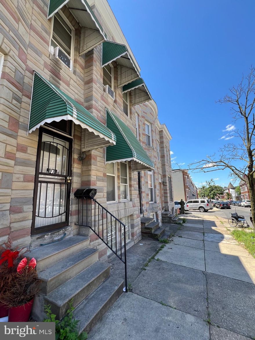 Great property for rental   or make it your own home. 
A 3 Bedroom Interior /Row/Townhome with 1 full Bathroom, and 1/2 Bathroom. 
Combination Kitchen/diningroom; living room  These  were rehab . in 2020 all new electric. New Roof in 2022. Close to the Baltimore Zoo and Druid Park