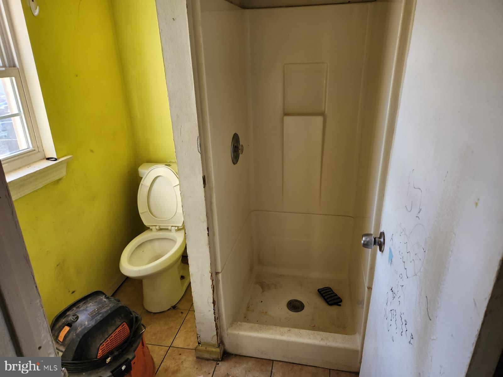 NORRISTOWN - Residential