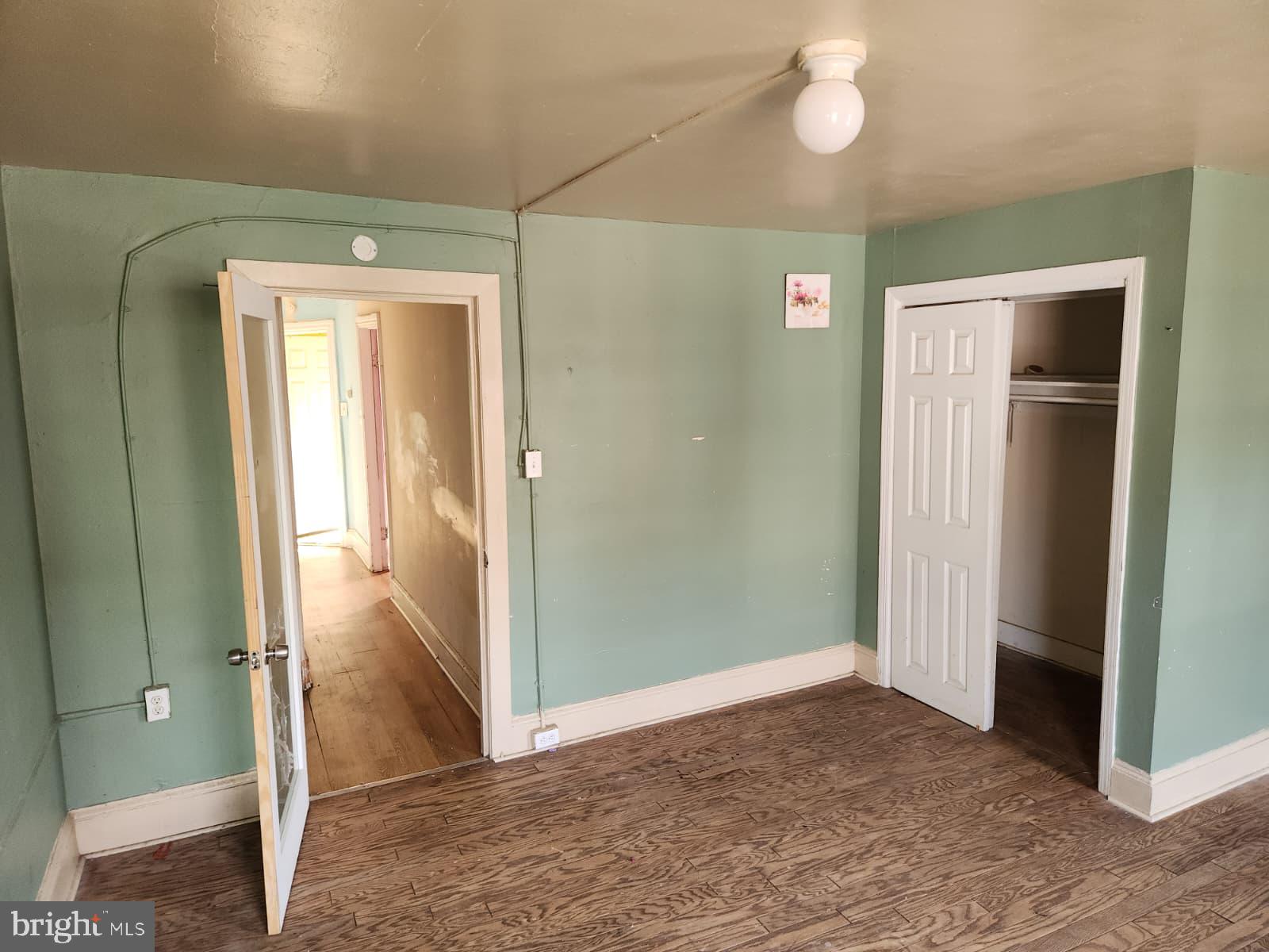 NORRISTOWN - Residential