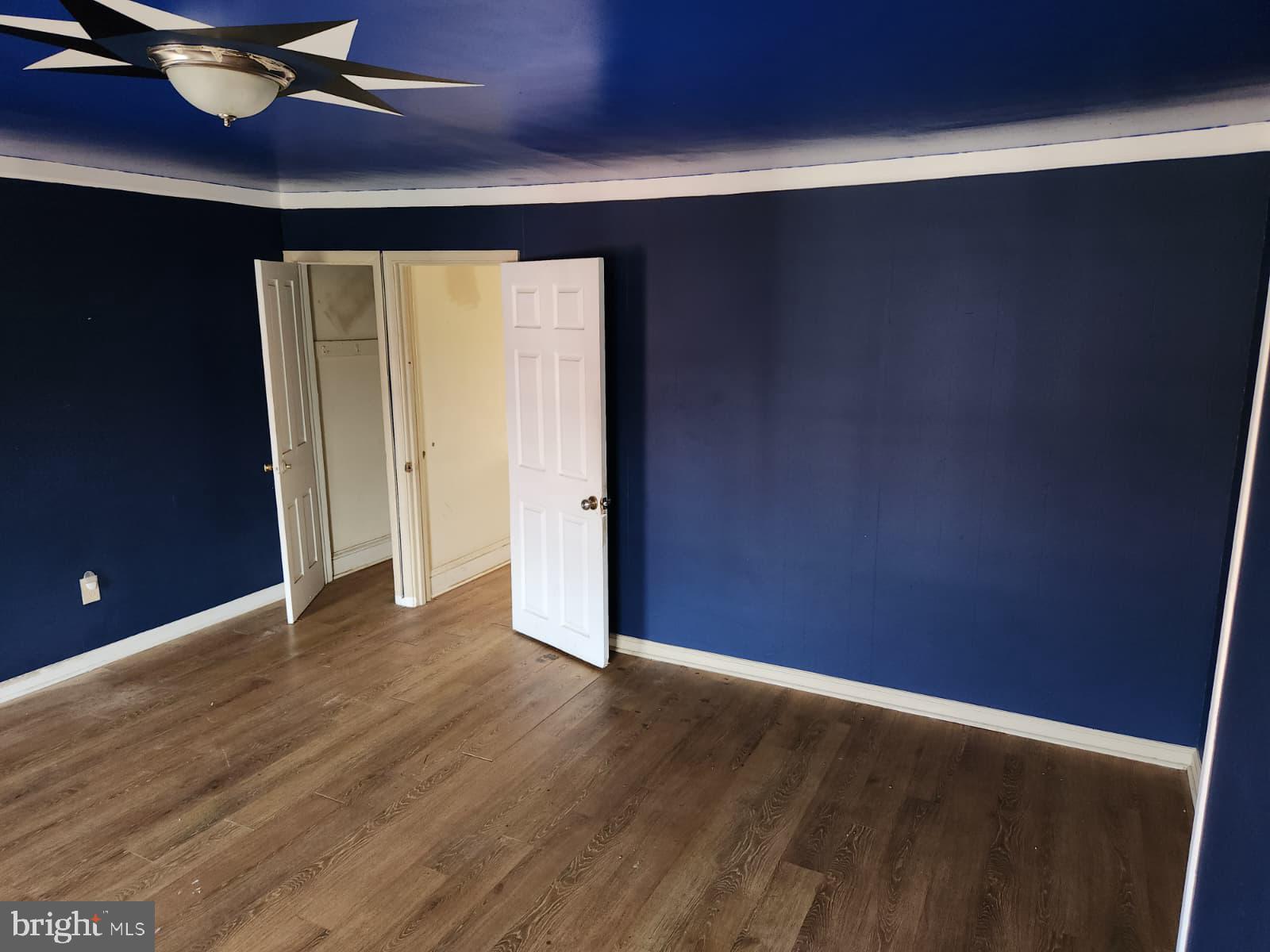 NORRISTOWN - Residential