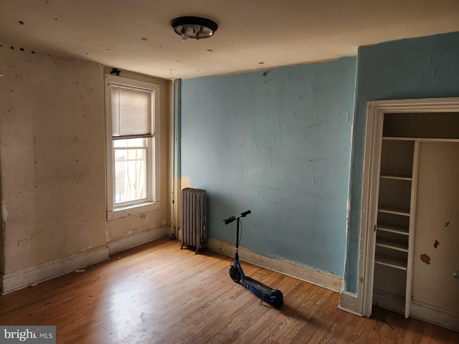 NORRISTOWN - Residential