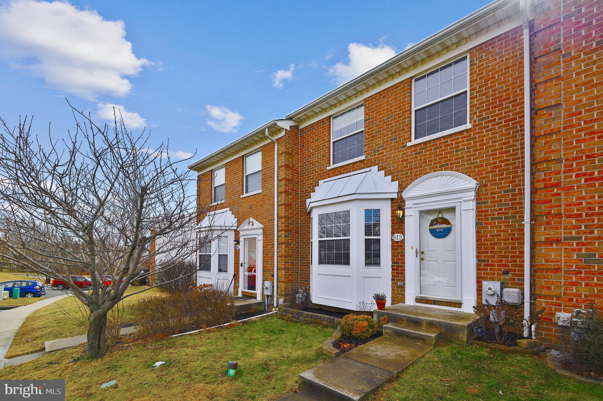 CONSTANT FRIENDSHIP - Residential