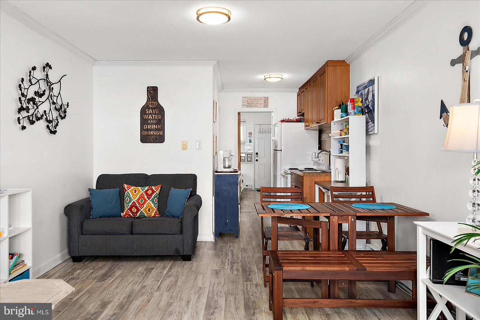 BAYSHORE ESTATES - Residential