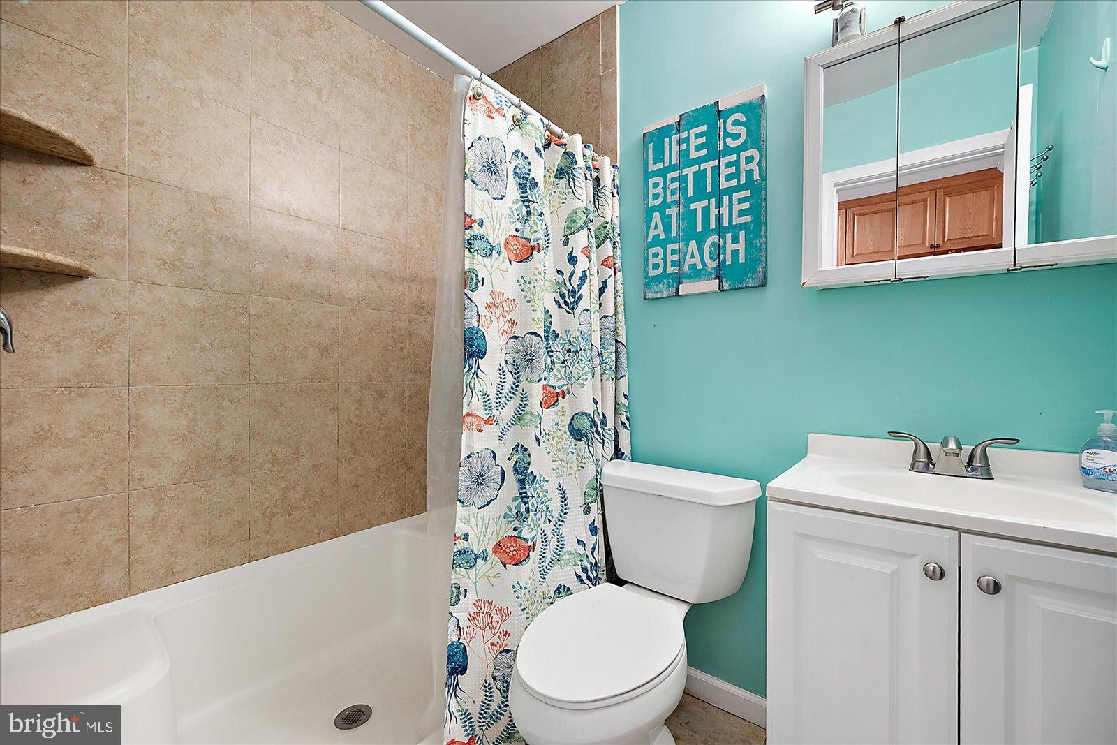 BAYSHORE ESTATES - Residential