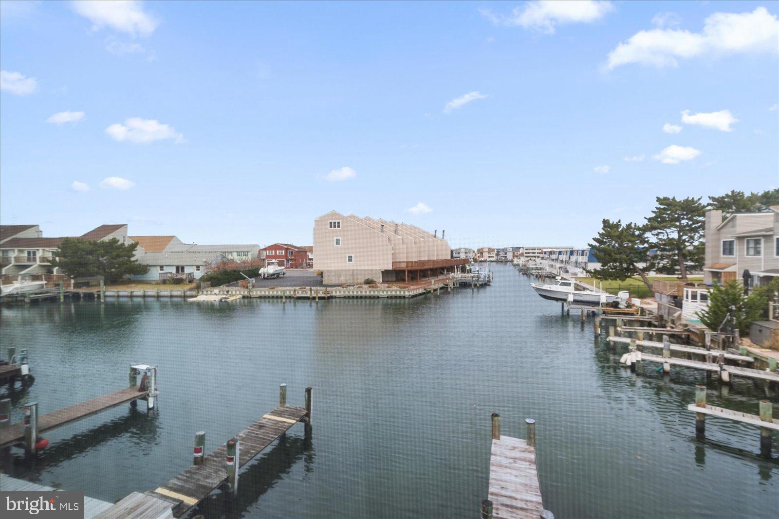 BAYSHORE ESTATES - Residential