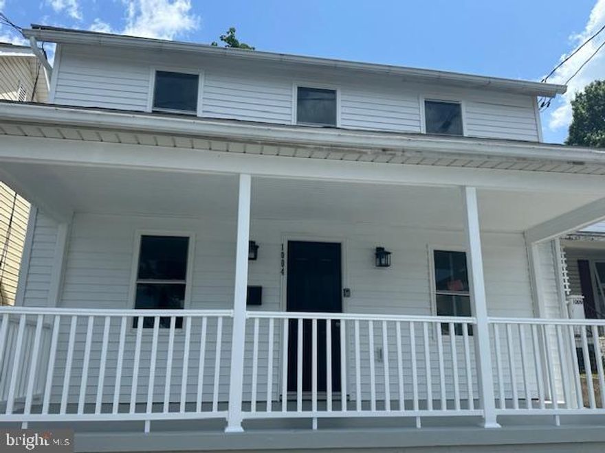 PRICE REDUCED***Renovated Home in Winchester neighborhood.*** You’ll enter the house and find a spacious living room. As you continue walking, you’ll be led to the fully renovated kitchen. The kitchen features stainless steel appliances, including a new refrigerator, stove, microwave, dishwasher, new cabinets, and a granite countertop. The laundry room, located conveniently on the main level, includes a new washer and dryer, along with a newly renovated full bathroom. Upstairs, you'll find three fully renovated bedrooms and another updated full bathroom. A new HVAC system and water heater have also been installed.New roof 2025. Come check out this beautiful renovated home!