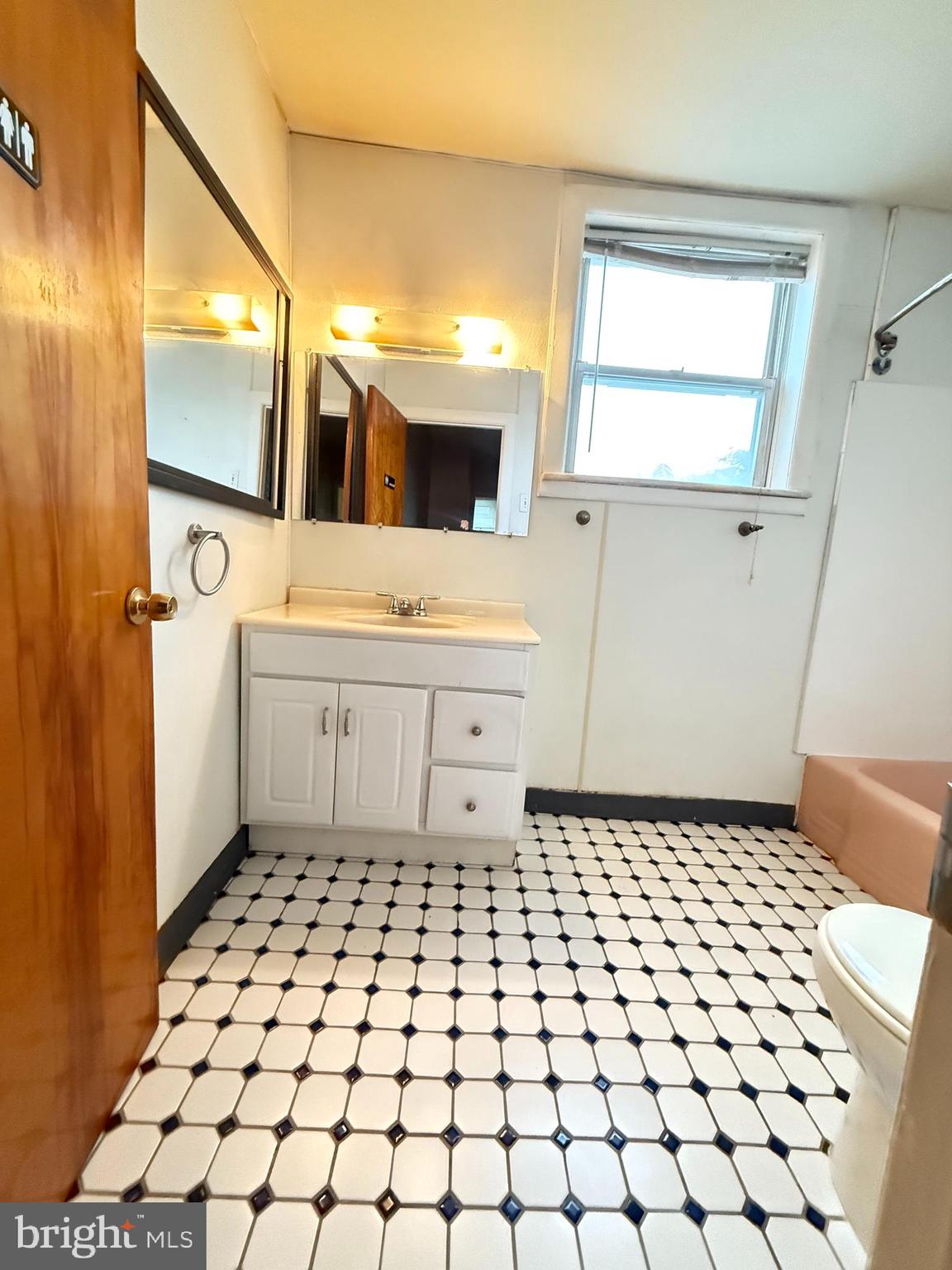 PHILADELPHIA (SOUTH) - Residential