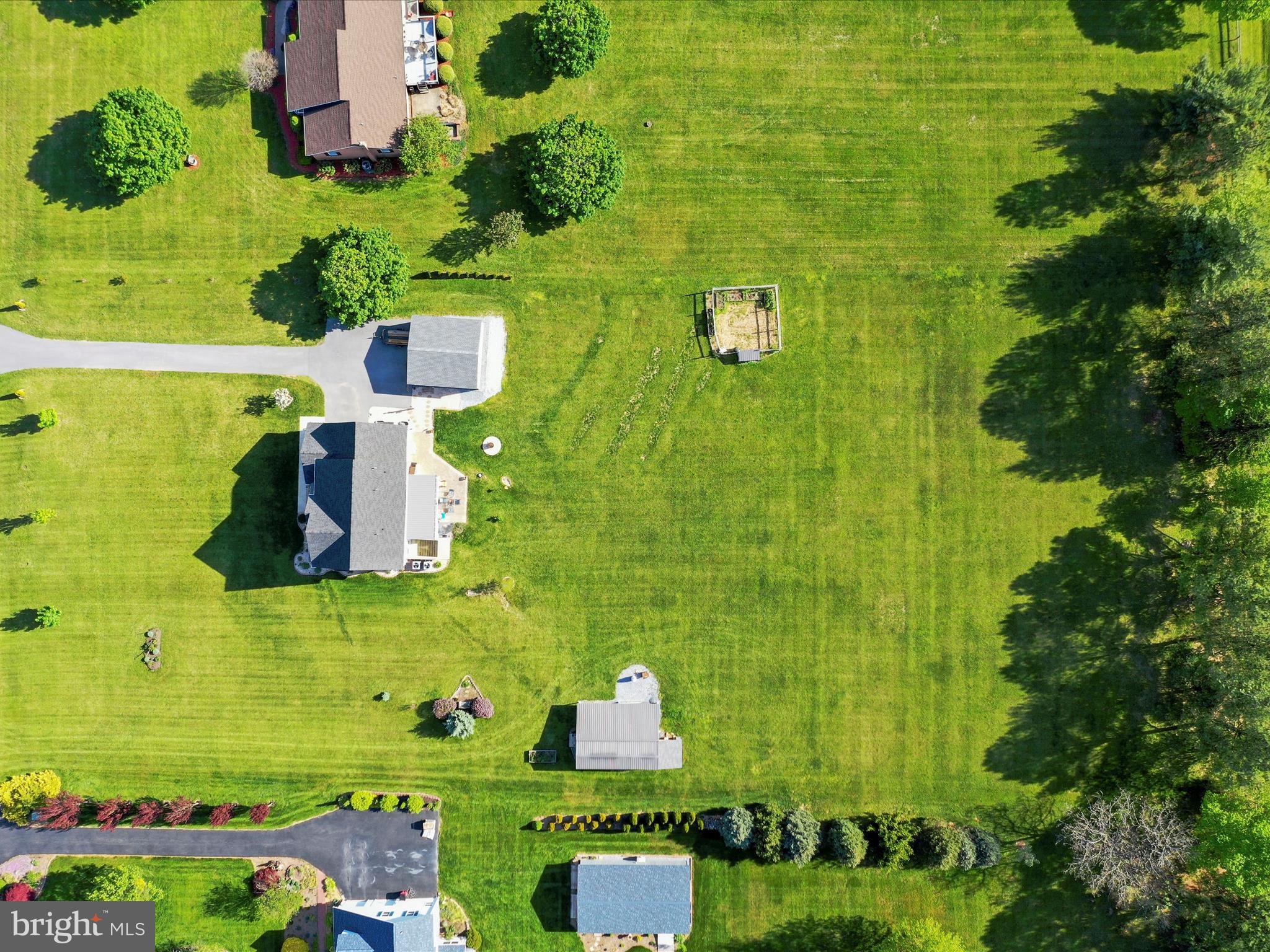 SWAN DALE FARMS - Residential