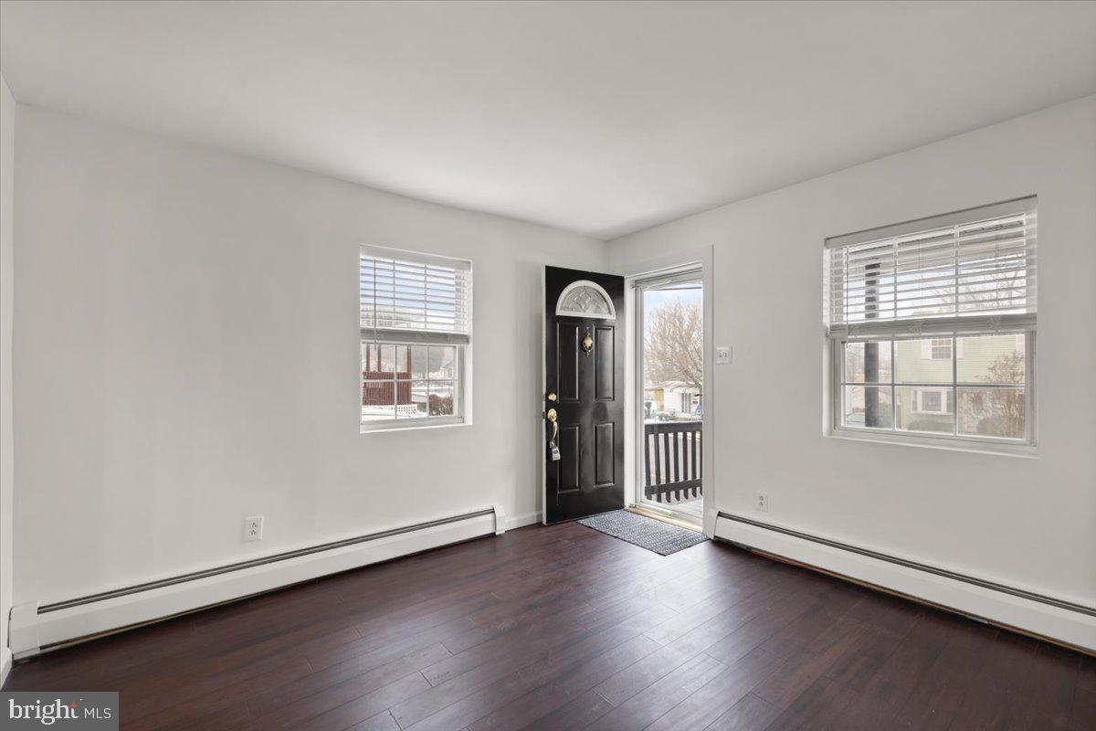 CRESTMONT - Residential