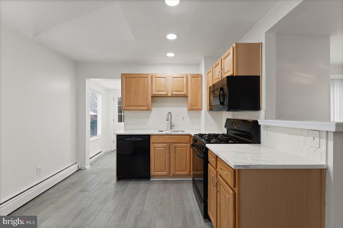 CRESTMONT - Residential