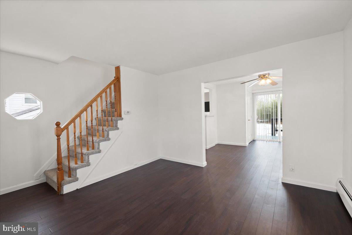 CRESTMONT - Residential