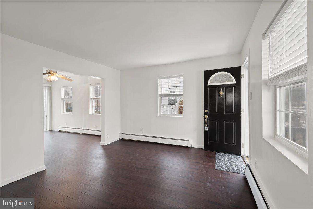 CRESTMONT - Residential