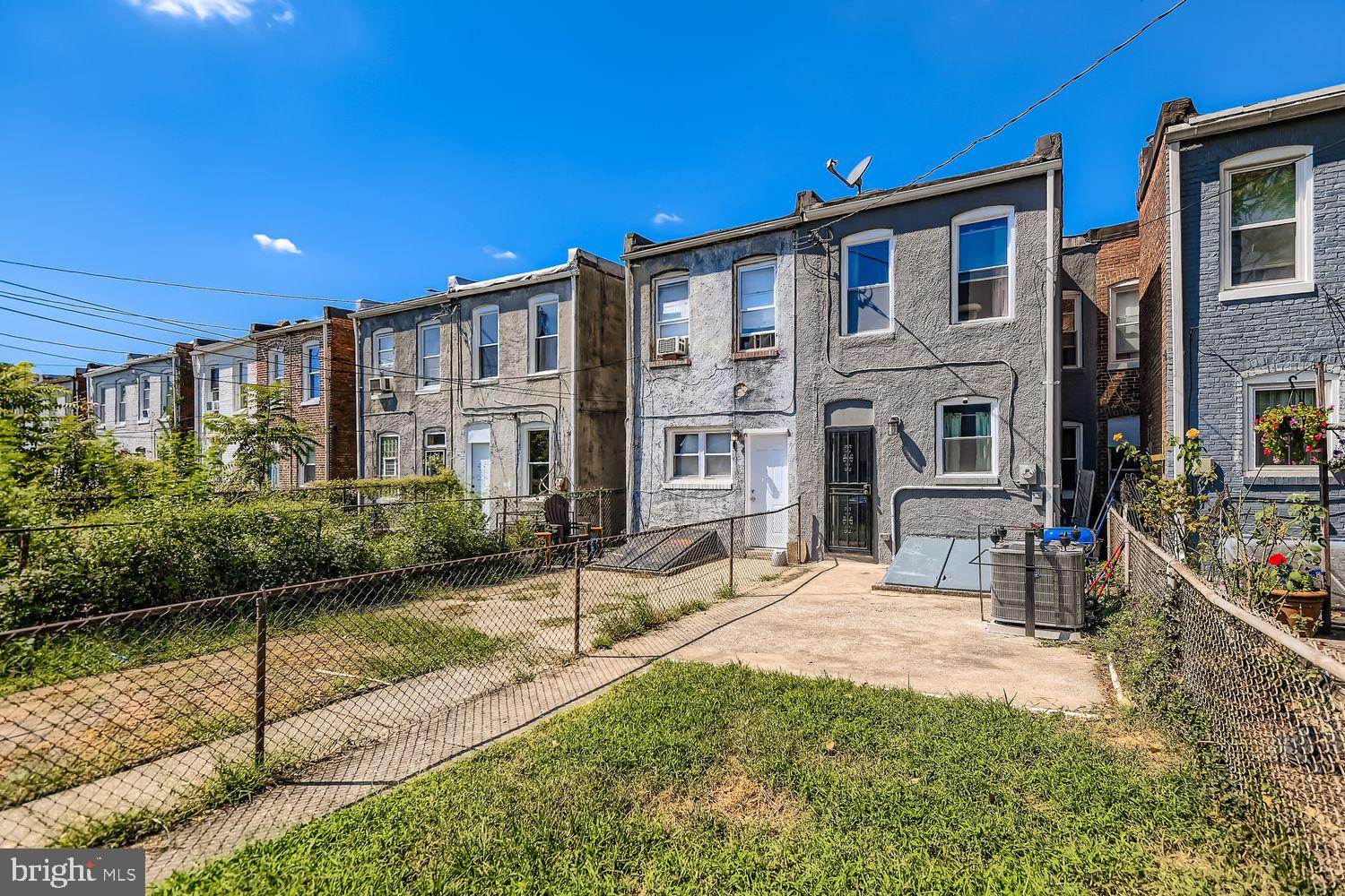 LUCILLE PARK - Residential