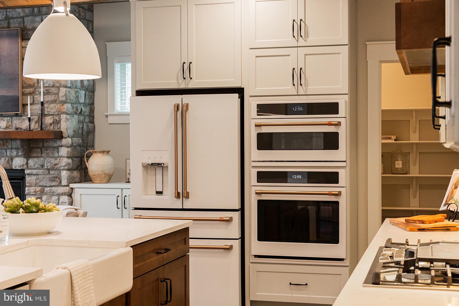 HONEYCROFT VILLAGE - Residential