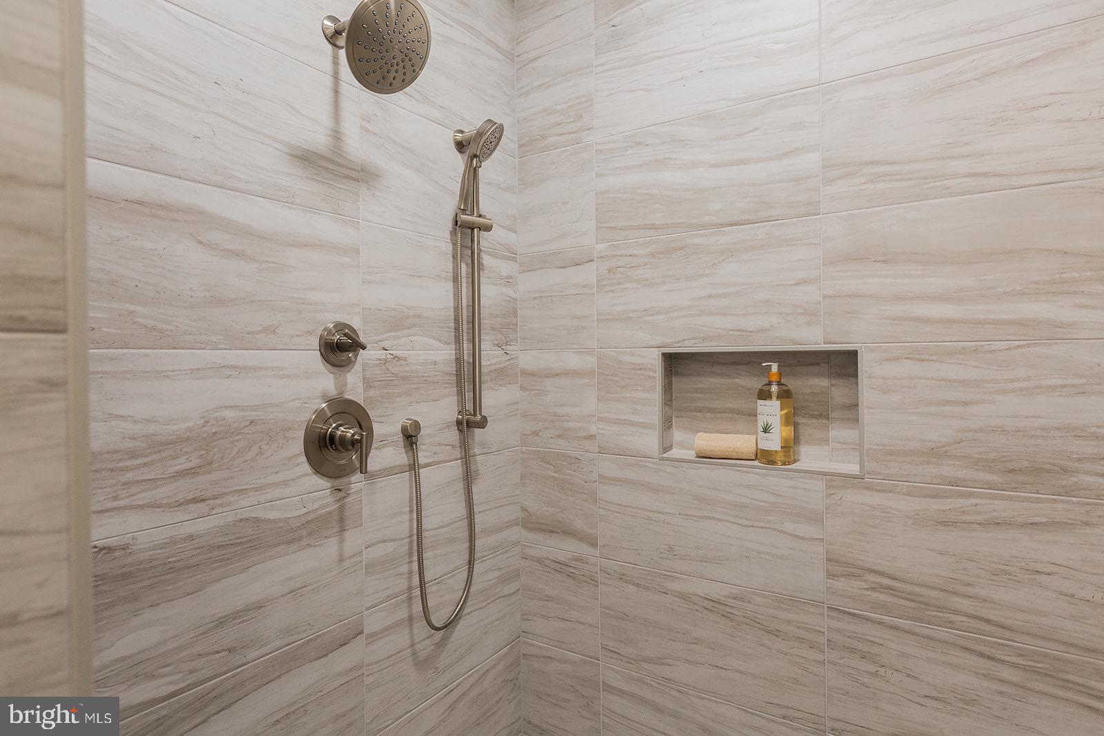 HONEYCROFT VILLAGE - Residential