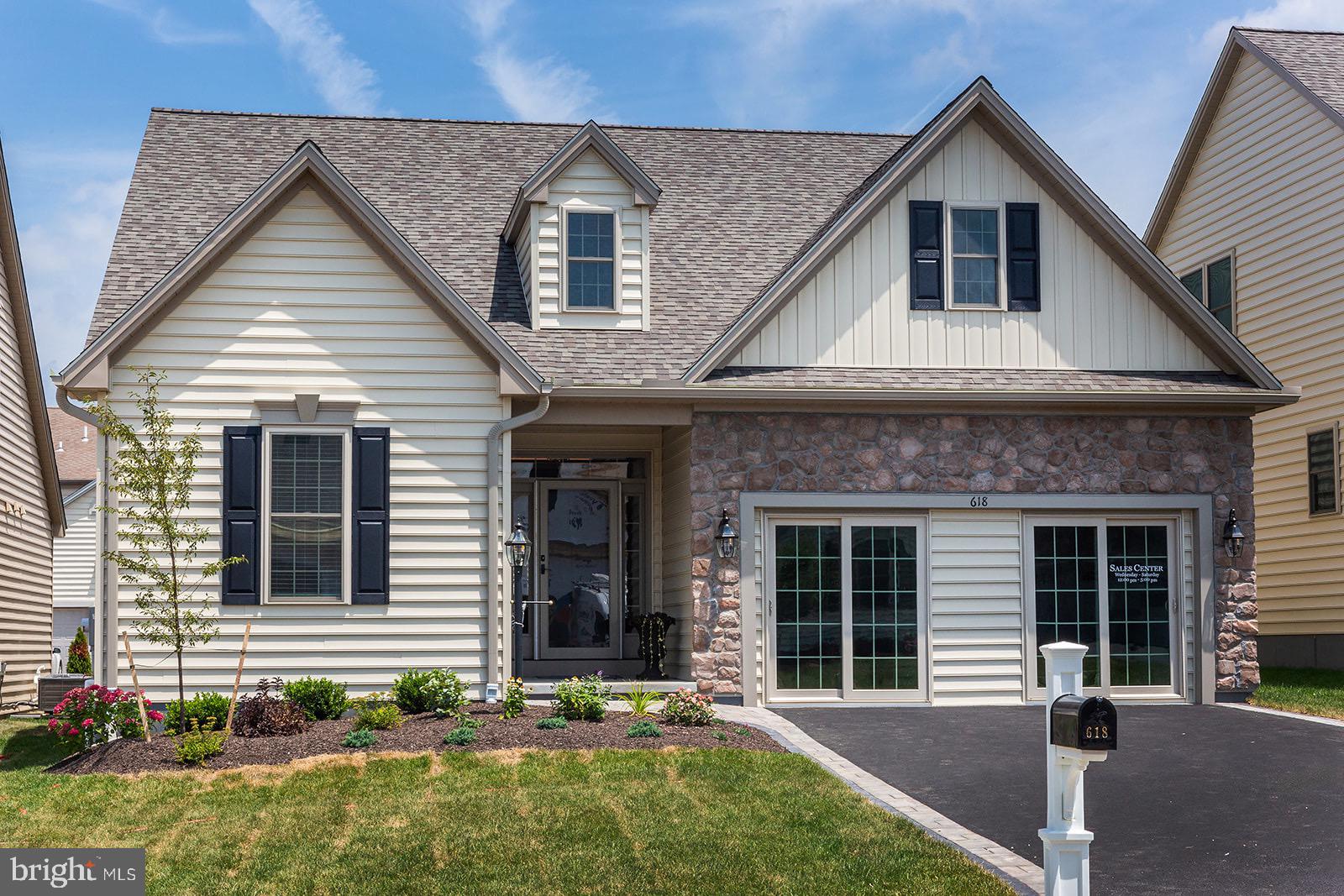 618 GREENBRIAR PATH