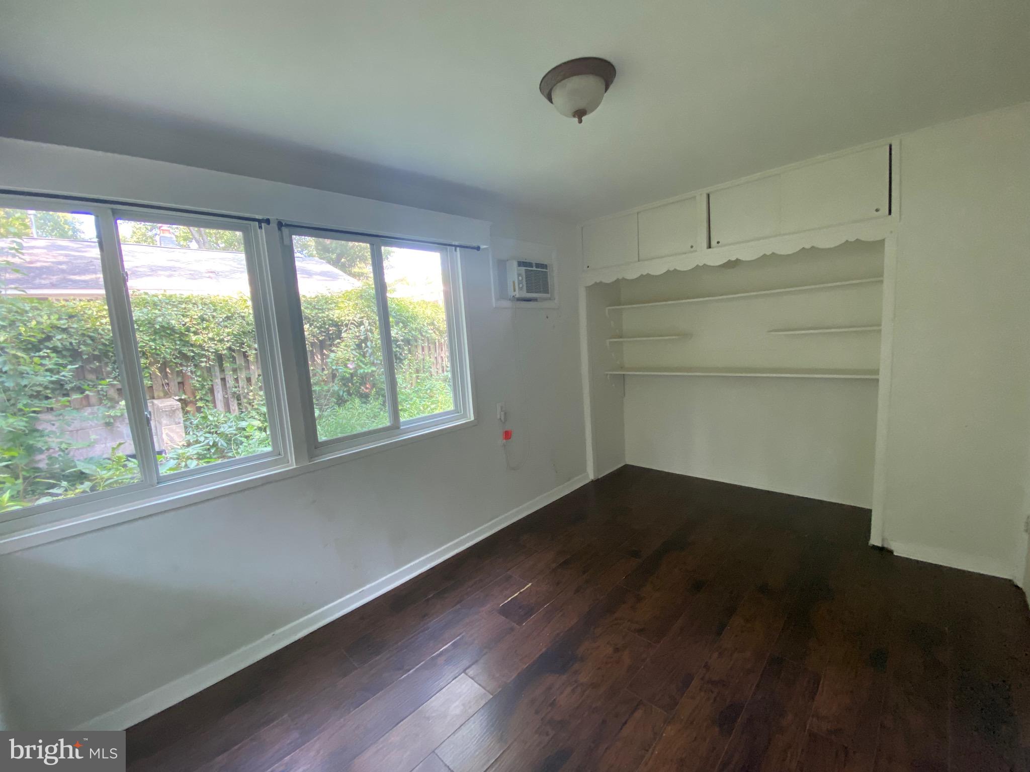 WOODLEY - Residential