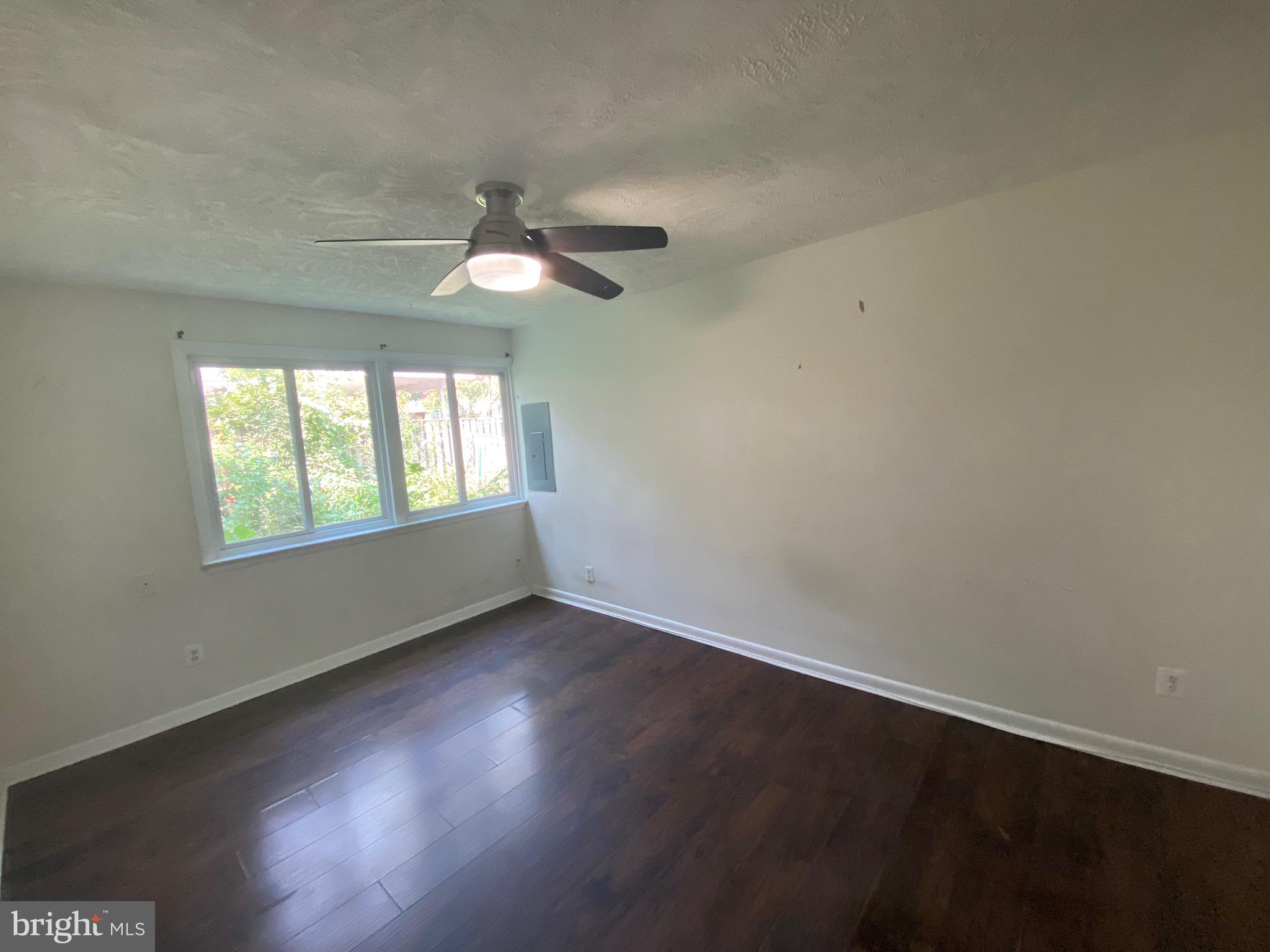 WOODLEY - Residential