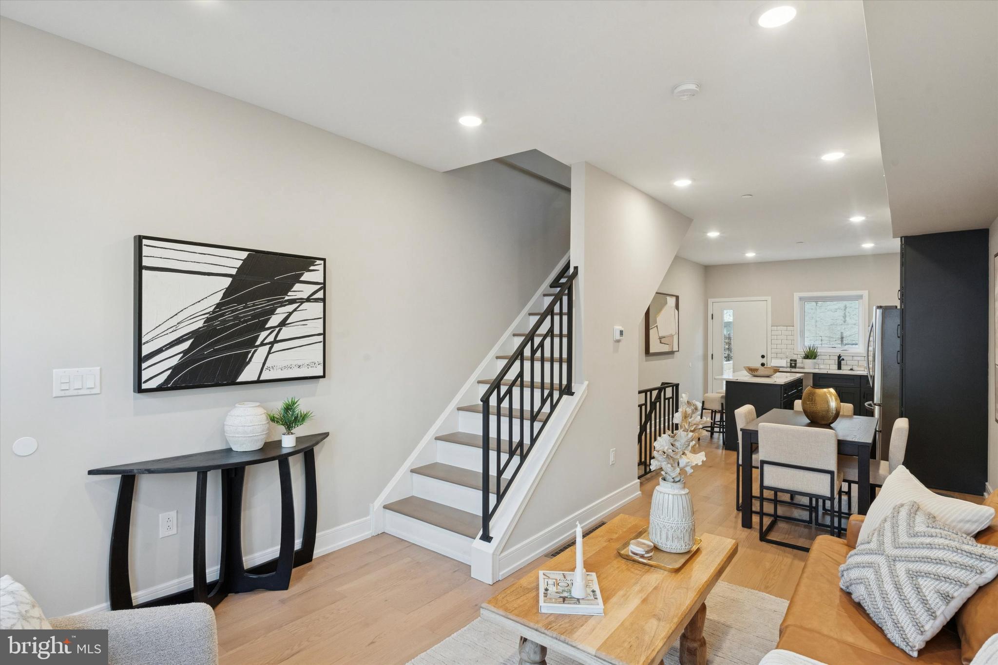 SOUTH KENSINGTON - Residential