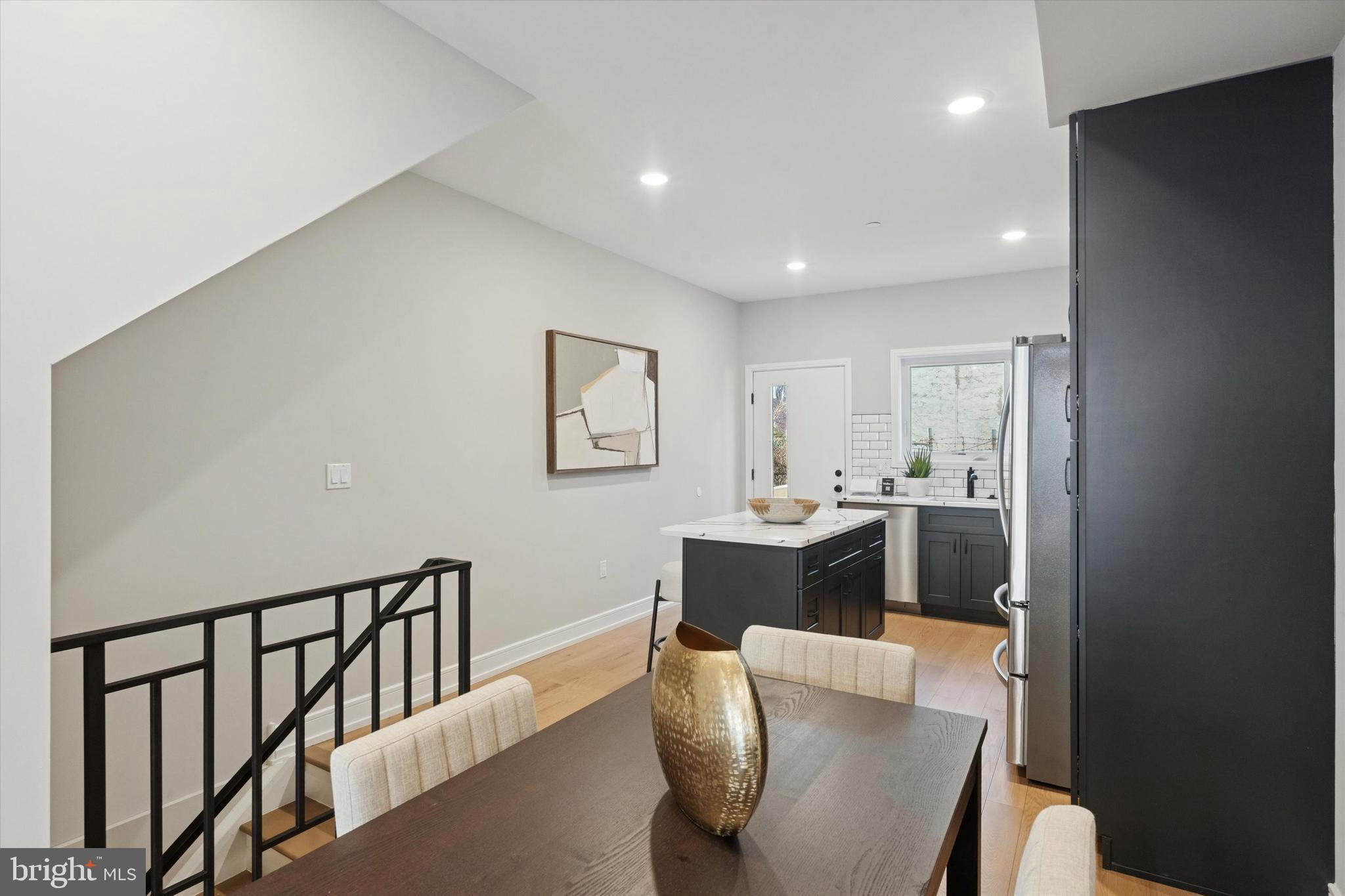 SOUTH KENSINGTON - Residential