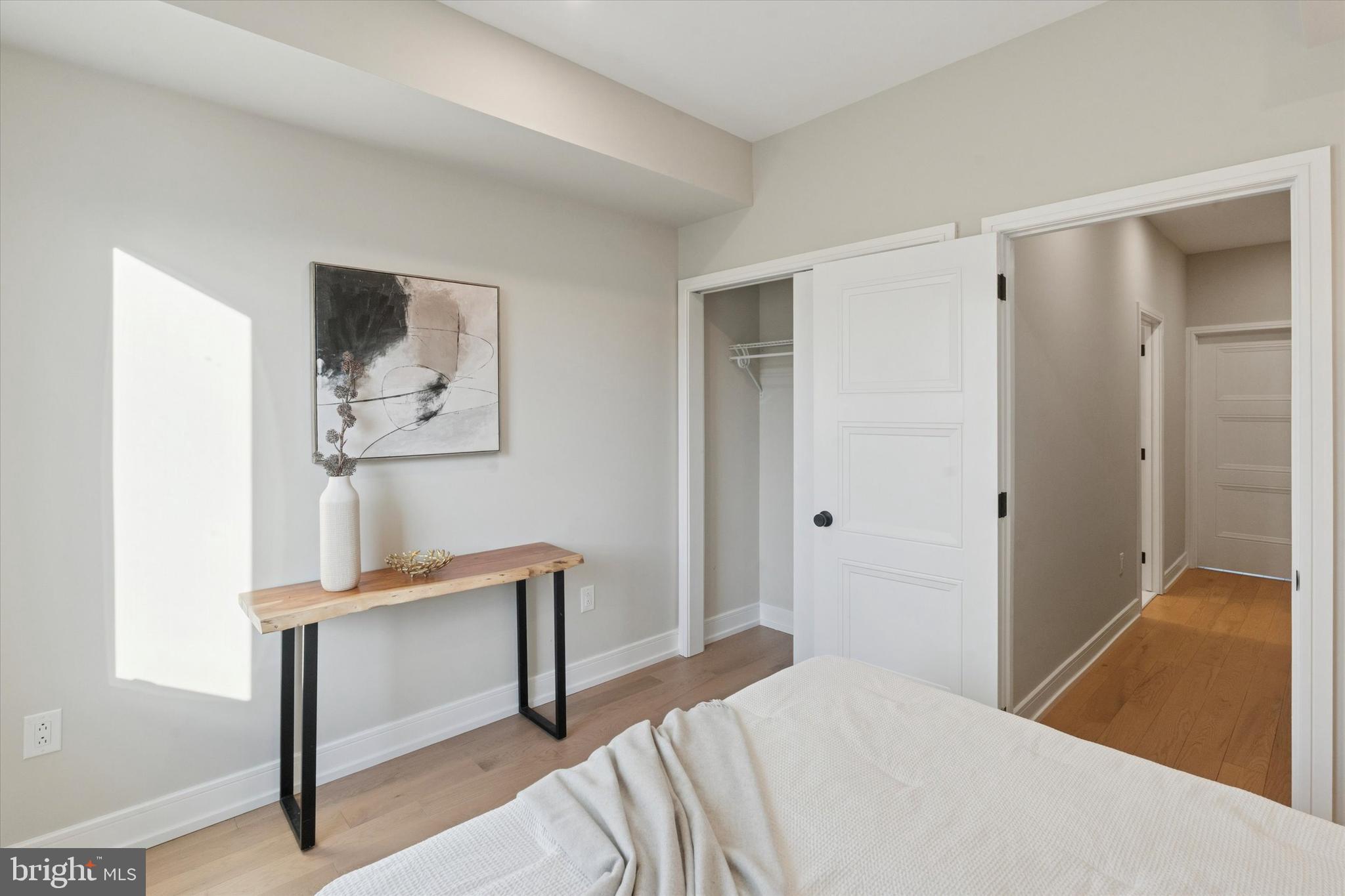 SOUTH KENSINGTON - Residential
