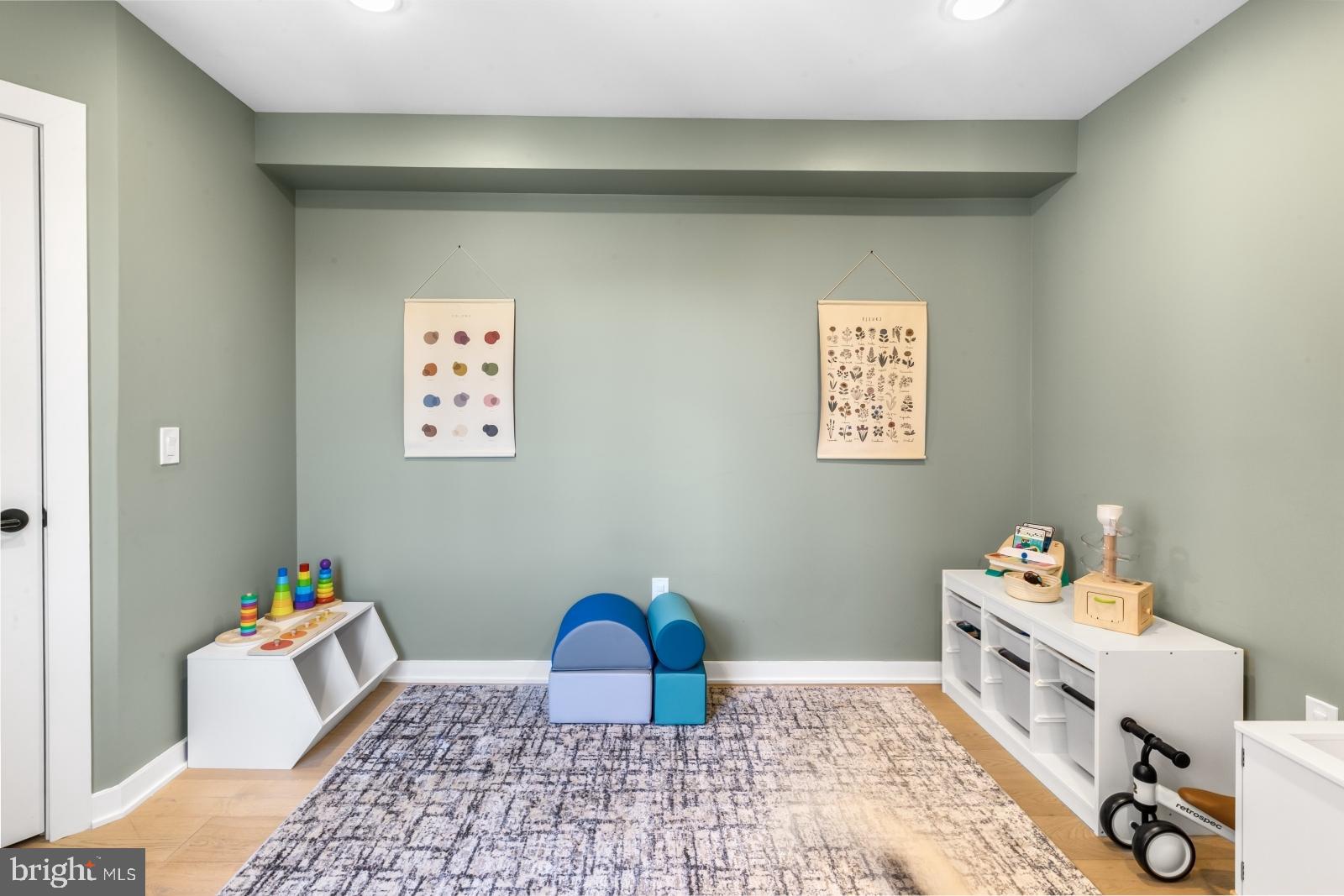 FRANCISVILLE - Residential Lease