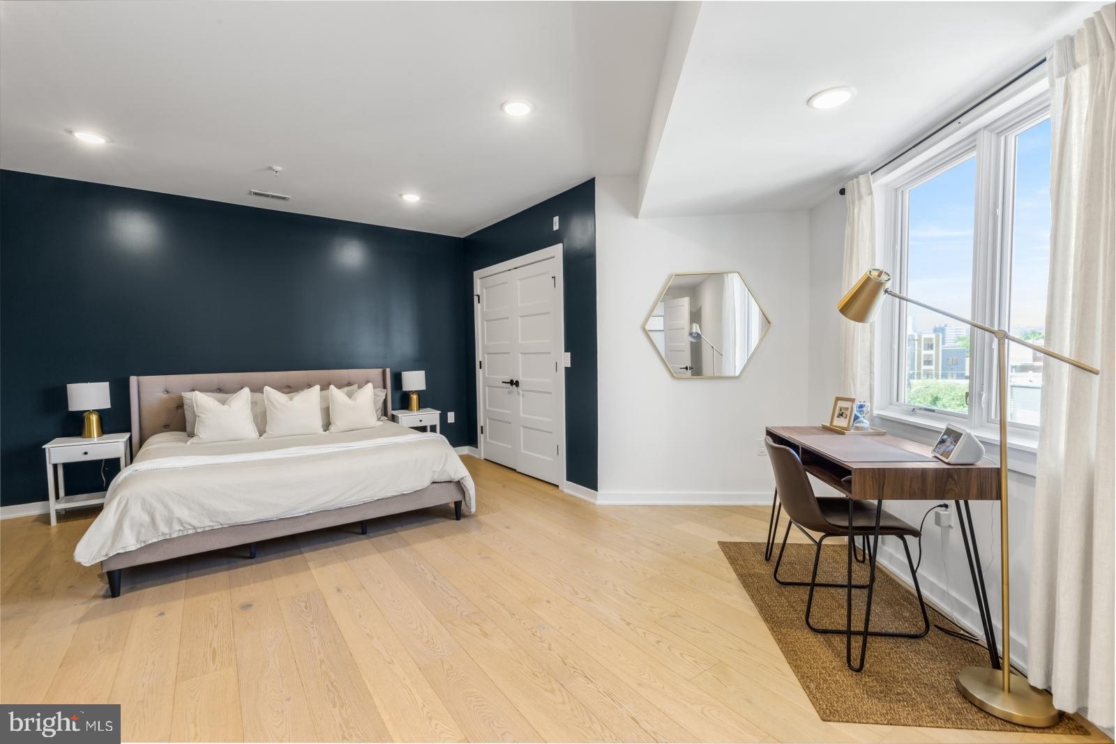 FRANCISVILLE - Residential Lease