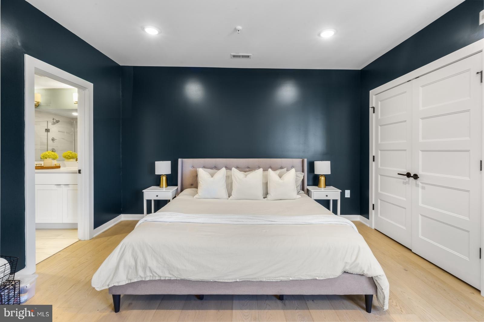 FRANCISVILLE - Residential Lease