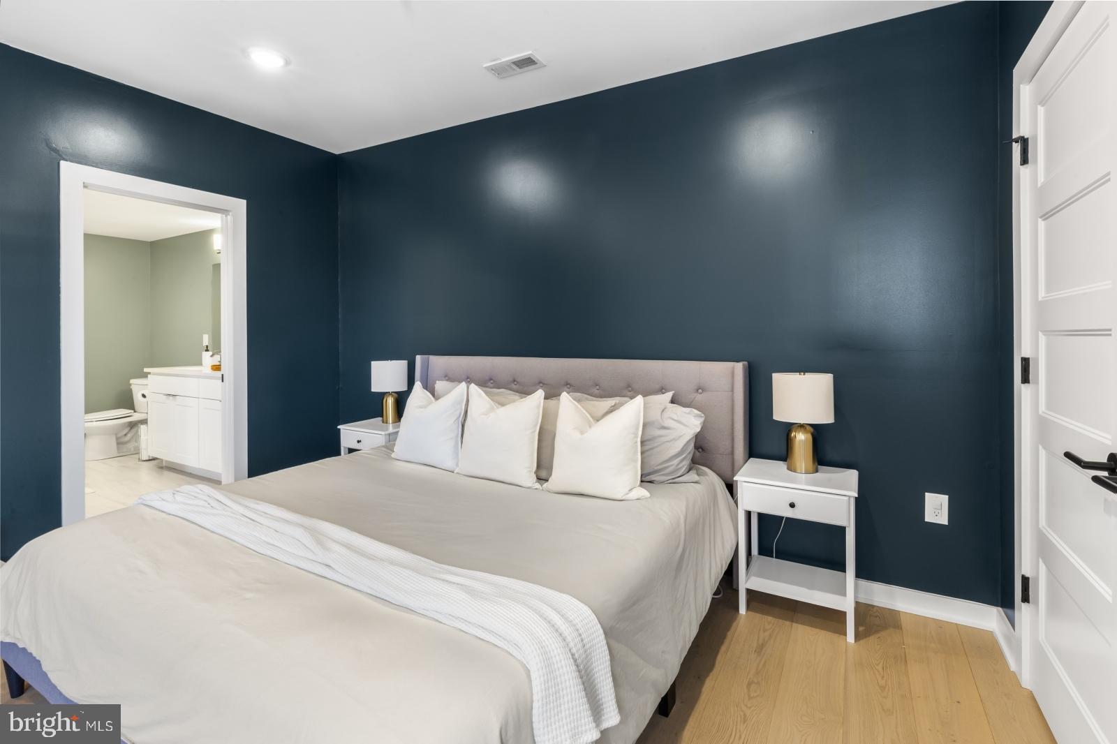 FRANCISVILLE - Residential Lease