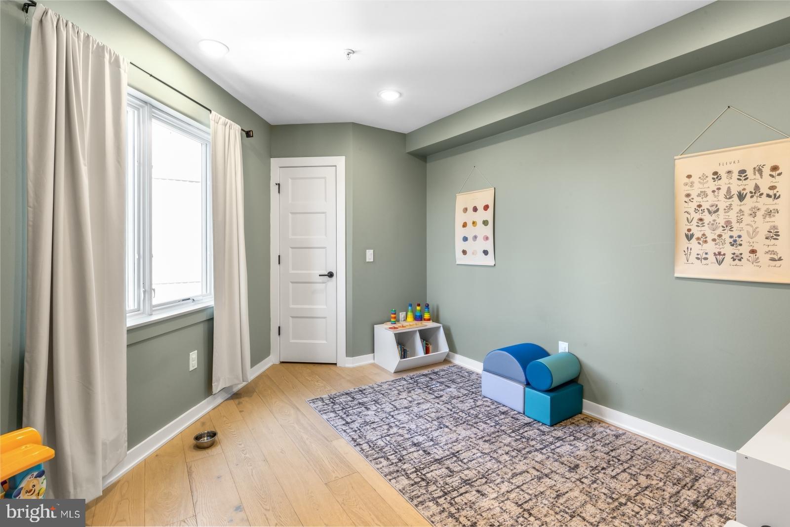 FRANCISVILLE - Residential Lease