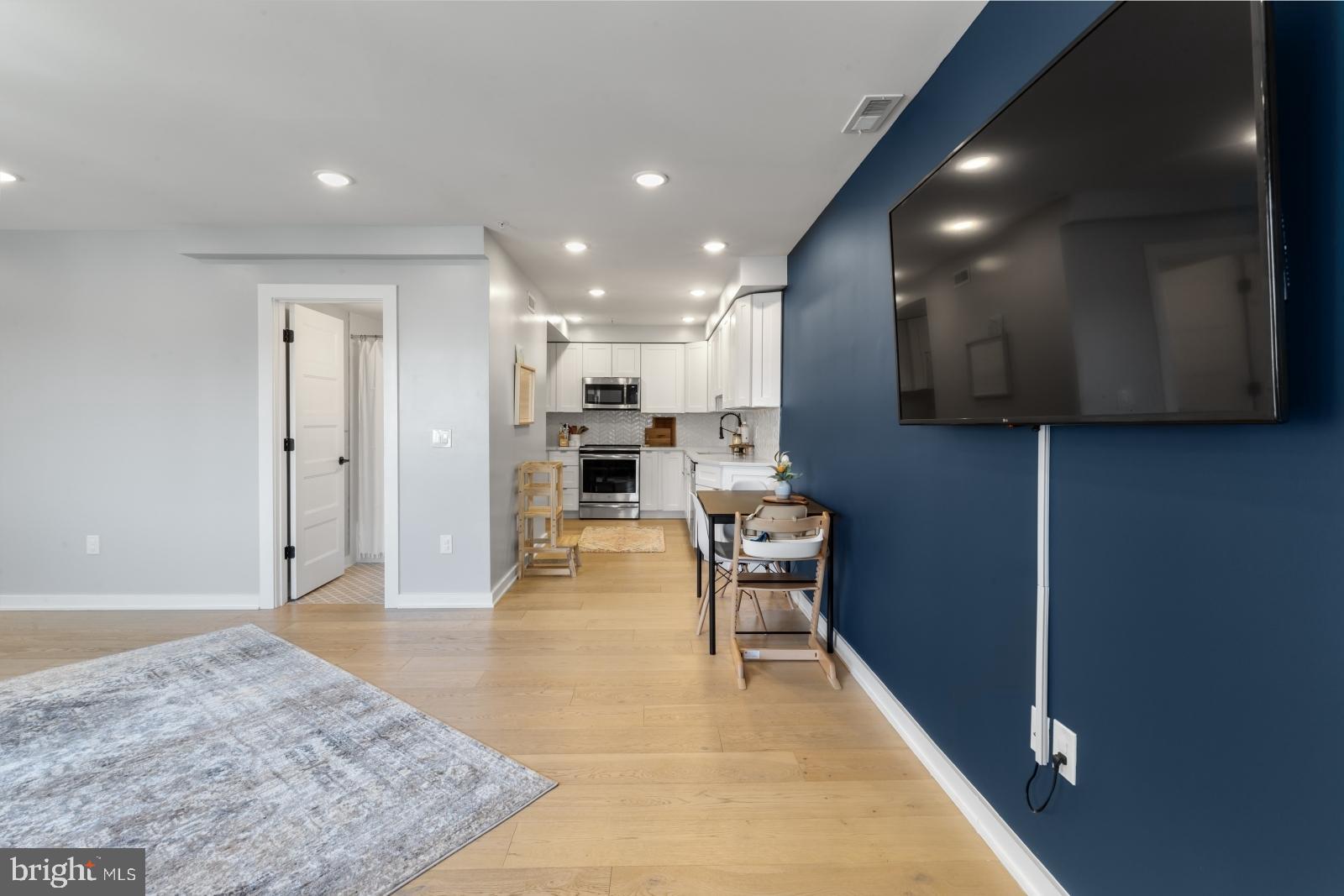 FRANCISVILLE - Residential Lease