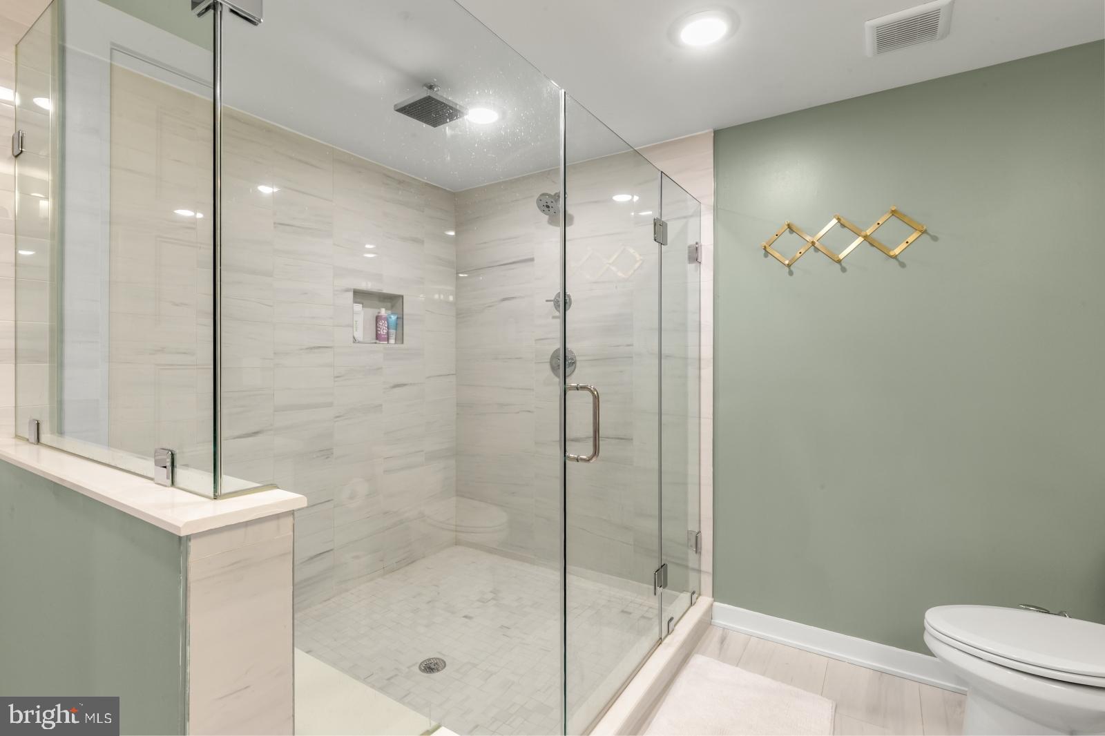 FRANCISVILLE - Residential Lease