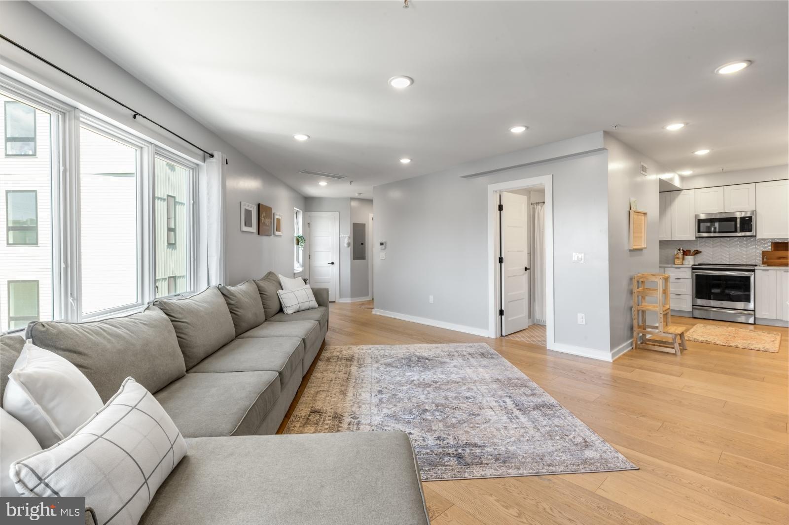 FRANCISVILLE - Residential Lease