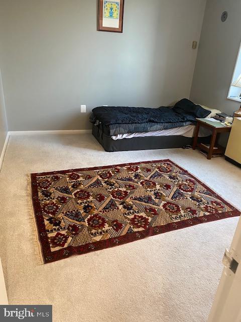 SKYLINE PLAZA - Residential