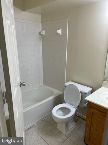 FAIR LAKES LAND BAY - Residential Lease