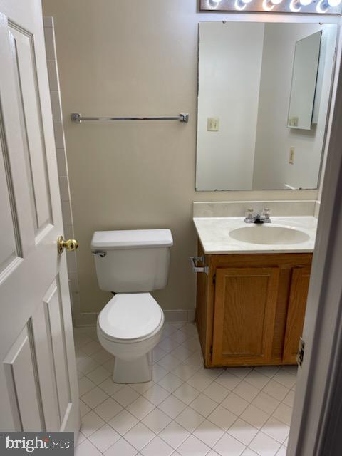 FAIR LAKES LAND BAY - Residential Lease