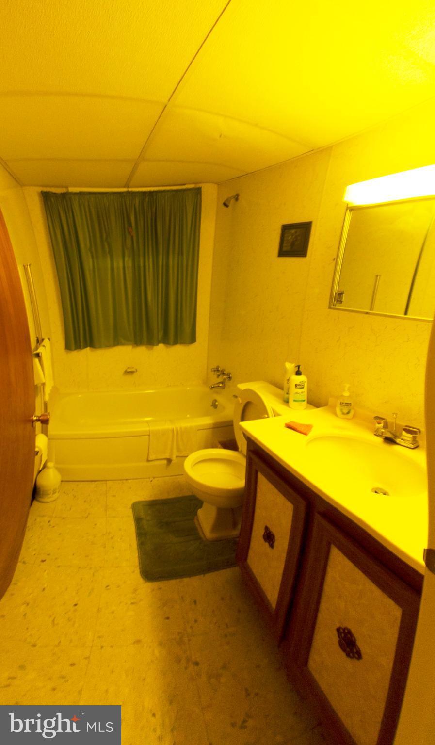 MITCHELL MANOR - Residential