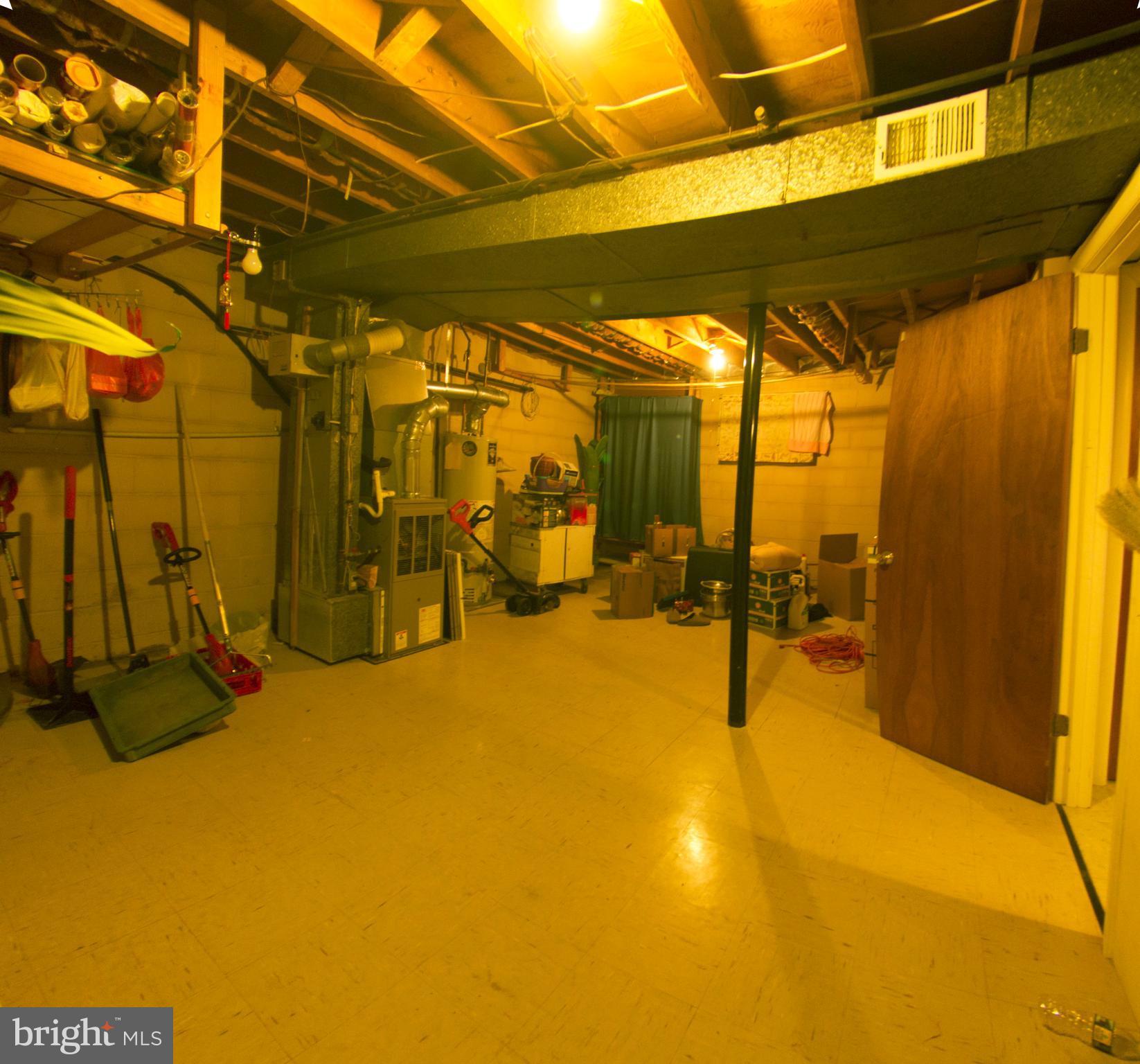 MITCHELL MANOR - Residential